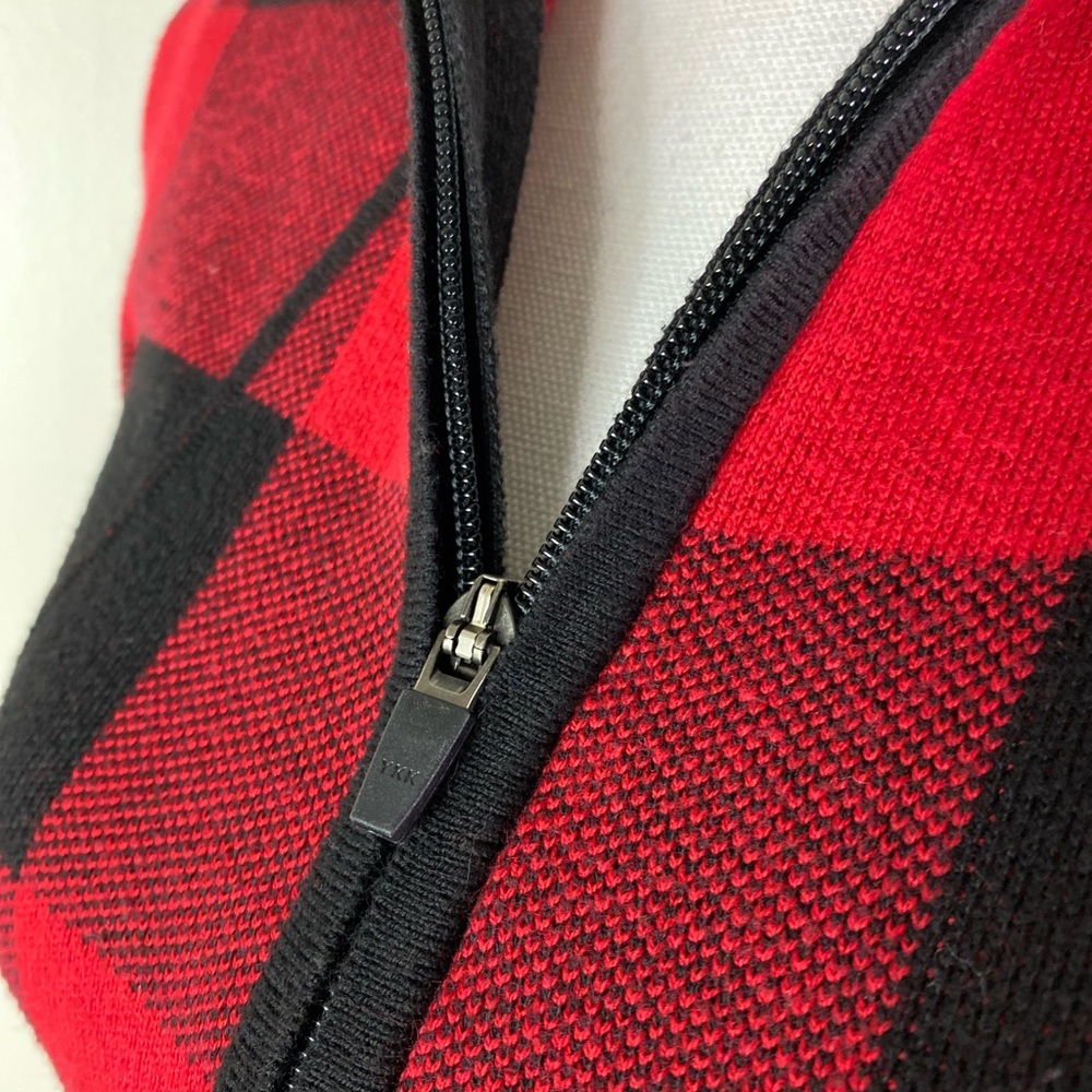 Adrienne Vittadini women XS buffalo plaid fitted zip sweater pockets red/black - Picture 7 of 8